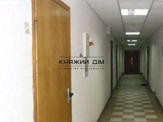 Без комиссии! Хороший 1 -комн. офис м. Голоссевская. ул. М. ...