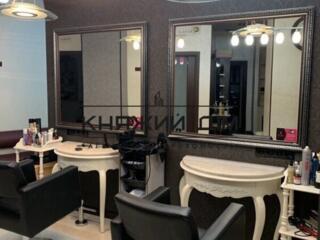 Предлагается в аренду отличное помещение под салон красоты в центре ..