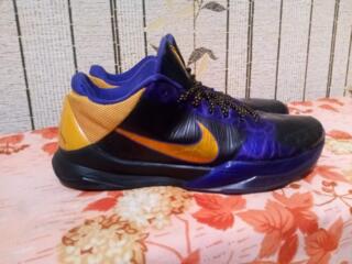 Продам Nike Zoom Kobe 5 “Lakers Away”.