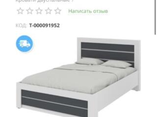 Кровать и матрас в идеальном состоянии