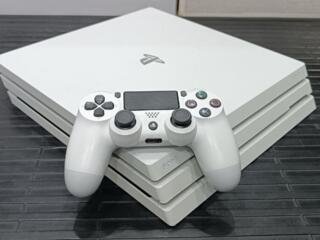 НОВАЯ Прошитая PS4 PRO