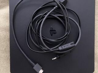 Продам консоль PlayStation 4 slim 500 gb