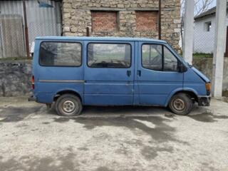 Ford Transit 1986, 2.0 дизель. Донор