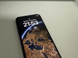 Продам iPhone XS 64gb в идеальном состоянии