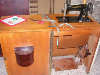 Швейная машинка "Подольск" 25 у. е.