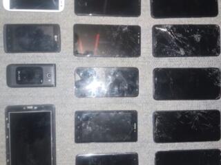 Продам телефоны