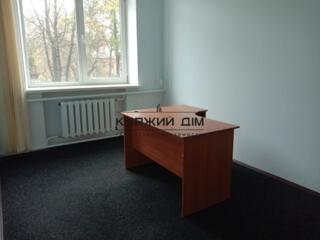 Оренда офісів різної площі м. Печерська - 7хв. пішки. по вул. Євгена .