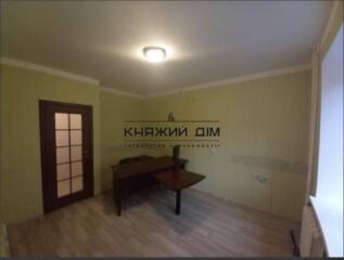 Оренда офісу в Броварах, вул. Чорних Запорожців, 66. Житловий фонд. ..