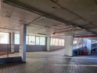 Предлагается к продаже паркоместо в наземном 3-этажном паркинге ...