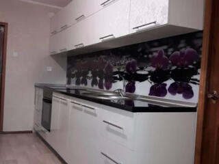 2-х комнатная квартира на поселке Котовского!