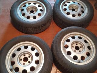 Диски титановые облегченные вместе с резиной размер 195-65-15