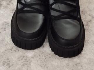 Продам дутики б/у для девочки.