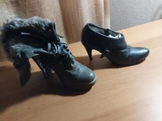 Сапоги женские б/у в отличном состоянии - 300 лей!