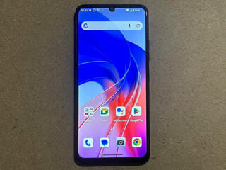 Продается отличный смартфон OUKITEL C50