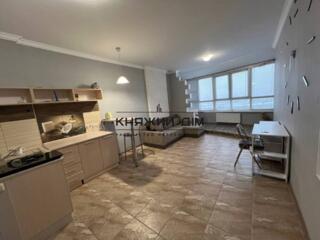 Продається 1 кімнатна квартира-студія в Харківському масиві, ЖК "