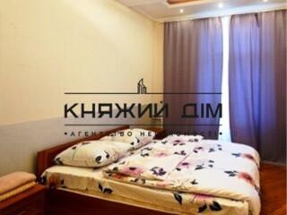 Пропонується до продажу роздільна 2-х кімнатна квартира в центрі ...