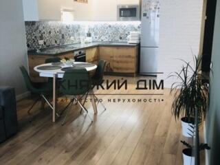 Продается 1 к.кв. студия в ЖК бизнес-класса «Французский квартал 2», .