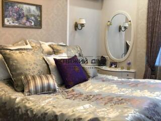 Продажа шикарной 4-х ком кв-ры Дарницкий р-н. у. Бажана 14. м. ...