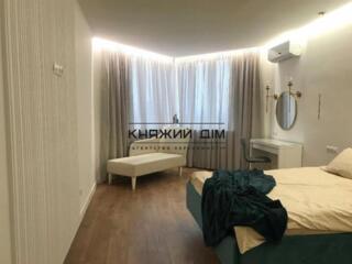 Продажа 4 к.кв. студио в ЖК Корона, по ул. Княжий затон 21, 142/59/45 