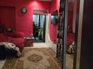 Продам 2ух квартиру,ул.Головковская