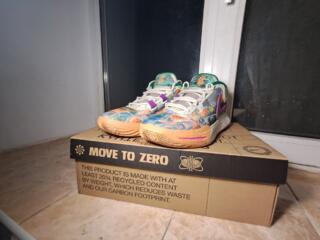 Nike Kyrie 8 multicolor