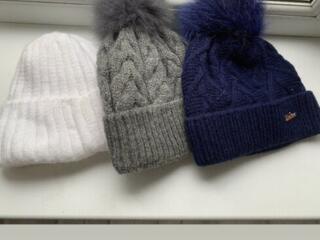 Продам куртки и шапки недорого