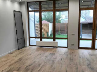 Продам современный, новый дом в самом сердце Таирова.