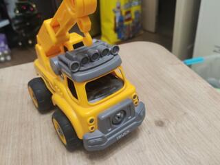 Машинка конструктор