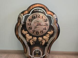 Продам настенные часы 200 руб