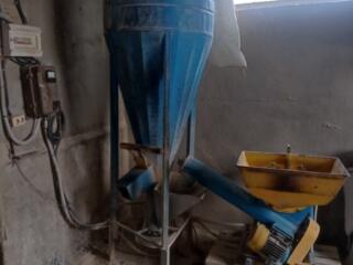 Продам Зернодробилку.