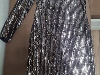 Продам платья