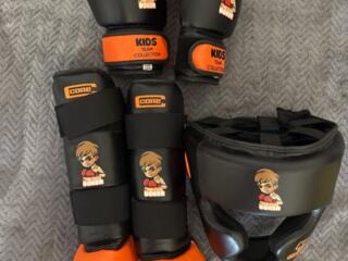 Экипировка для кик-боксинга (детская)