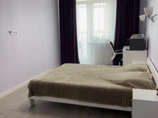 Продам квартиру с балконом ЖК Дмитриевский, красный кирпич