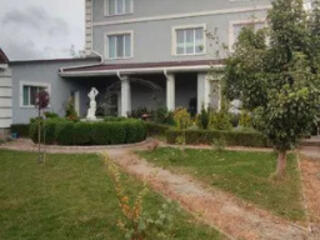 Продам 3-х этажный дом в Фонтанке-3 (Лиманский р-н, 5 км от Одессы)