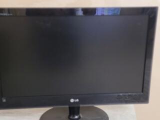 Продам монитор LG в хорошем состоянии