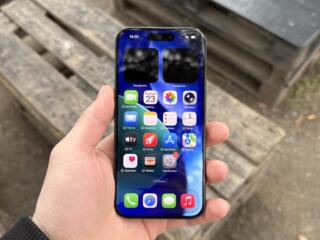 Продам iPhone 15 Pro 128gb в идеальном состоянии без вскрытия