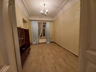 Предлагается к продаже двухкомнатная квартира под коммерческую ...