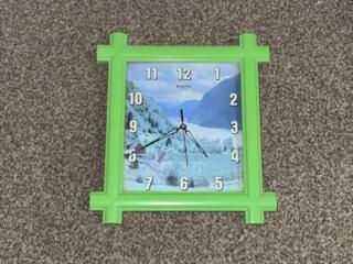 Настенные часы, кварцевые