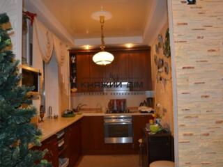 Продаж 2к квартири з евроремонтом на Лук'янівці, по вул.Якіра 16/