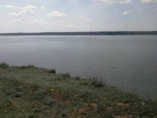 Участок у лимана, с выходом к воде.