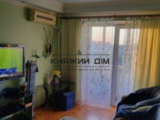 Пропонуемо на продаж 3 кiмнатну квартиру по вул. Ореста Левицького ...