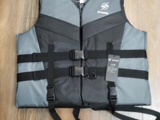 Спасательный жилет- 490р.