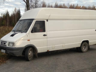 Продаётся Iveco Daily 2.5 дизель 1992 на запчасти. Недорого