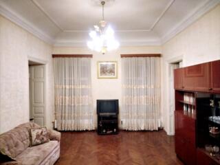 3(4)-комн. квартира 95м² Успенский переулок / Б. Арнаутская / 1-й ЭТАЖ