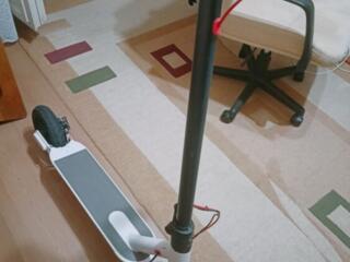 Электросамокат Сяоми M365