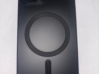 Чехлы iPhone 13