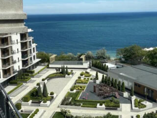 Квартира с большой террасой и видом на море