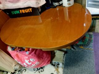 Стол из дерева раскладной