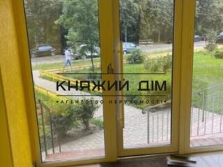 Продаж приміщення 45 м2 в ЖК Евріка, вул. Самійла Кішки, 5Г. Перший ..