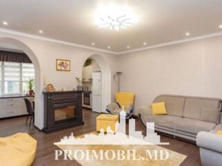 Vă propunem spre vânzare această casă în 2 nivele în sect. Centru, ...